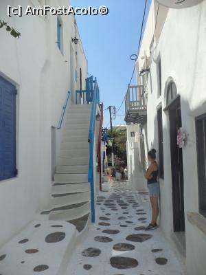 [P33] Straduta in Chora » foto by mogly
 - 
<span class="allrVoted glyphicon glyphicon-heart hidden" id="av797790"></span>
<a class="m-l-10 hidden" id="sv797790" onclick="voting_Foto_DelVot(,797790,1176)" role="button">șterge vot <span class="glyphicon glyphicon-remove"></span></a>
<a id="v9797790" class=" c-red"  onclick="voting_Foto_SetVot(797790)" role="button"><span class="glyphicon glyphicon-heart-empty"></span> <b>LIKE</b> = Votează poza</a> <img class="hidden"  id="f797790W9" src="/imagini/loader.gif" border="0" /><span class="AjErrMes hidden" id="e797790ErM"></span>