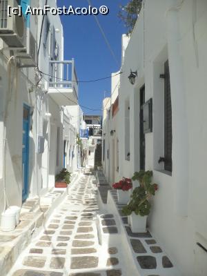 [P36] Straduta in Chora » foto by mogly
 - 
<span class="allrVoted glyphicon glyphicon-heart hidden" id="av797795"></span>
<a class="m-l-10 hidden" id="sv797795" onclick="voting_Foto_DelVot(,797795,1176)" role="button">șterge vot <span class="glyphicon glyphicon-remove"></span></a>
<a id="v9797795" class=" c-red"  onclick="voting_Foto_SetVot(797795)" role="button"><span class="glyphicon glyphicon-heart-empty"></span> <b>LIKE</b> = Votează poza</a> <img class="hidden"  id="f797795W9" src="/imagini/loader.gif" border="0" /><span class="AjErrMes hidden" id="e797795ErM"></span>