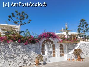 [P12] Resort frumos din apropierea plajei Agios Ioannis » foto by irinad
 - 
<span class="allrVoted glyphicon glyphicon-heart hidden" id="av1266593"></span>
<a class="m-l-10 hidden" id="sv1266593" onclick="voting_Foto_DelVot(,1266593,1176)" role="button">șterge vot <span class="glyphicon glyphicon-remove"></span></a>
<a id="v91266593" class=" c-red"  onclick="voting_Foto_SetVot(1266593)" role="button"><span class="glyphicon glyphicon-heart-empty"></span> <b>LIKE</b> = Votează poza</a> <img class="hidden"  id="f1266593W9" src="/imagini/loader.gif" border="0" /><span class="AjErrMes hidden" id="e1266593ErM"></span>