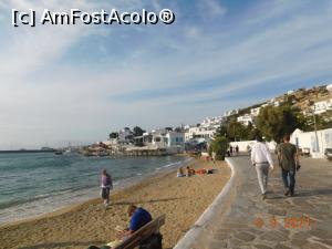[P22] Plaja Portului Vechi, Mykonos Town » foto by irinad
 - 
<span class="allrVoted glyphicon glyphicon-heart hidden" id="av1266603"></span>
<a class="m-l-10 hidden" id="sv1266603" onclick="voting_Foto_DelVot(,1266603,1176)" role="button">șterge vot <span class="glyphicon glyphicon-remove"></span></a>
<a id="v91266603" class=" c-red"  onclick="voting_Foto_SetVot(1266603)" role="button"><span class="glyphicon glyphicon-heart-empty"></span> <b>LIKE</b> = Votează poza</a> <img class="hidden"  id="f1266603W9" src="/imagini/loader.gif" border="0" /><span class="AjErrMes hidden" id="e1266603ErM"></span>