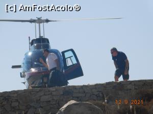 [P48] Cu bagajele clienţilor în mînă, pilotul merge să deschidă şi cealaltă uşă în timp ce unul dintre pasageri se îndreaptă spre potecă » foto by irinad
 - 
<span class="allrVoted glyphicon glyphicon-heart hidden" id="av1266629"></span>
<a class="m-l-10 hidden" id="sv1266629" onclick="voting_Foto_DelVot(,1266629,1176)" role="button">șterge vot <span class="glyphicon glyphicon-remove"></span></a>
<a id="v91266629" class=" c-red"  onclick="voting_Foto_SetVot(1266629)" role="button"><span class="glyphicon glyphicon-heart-empty"></span> <b>LIKE</b> = Votează poza</a> <img class="hidden"  id="f1266629W9" src="/imagini/loader.gif" border="0" /><span class="AjErrMes hidden" id="e1266629ErM"></span>