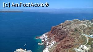 [P05] Un zoom către plaja Ammoudi, vedere din Oia.  » foto by maryka
 - 
<span class="allrVoted glyphicon glyphicon-heart hidden" id="av866221"></span>
<a class="m-l-10 hidden" id="sv866221" onclick="voting_Foto_DelVot(,866221,1177)" role="button">șterge vot <span class="glyphicon glyphicon-remove"></span></a>
<a id="v9866221" class=" c-red"  onclick="voting_Foto_SetVot(866221)" role="button"><span class="glyphicon glyphicon-heart-empty"></span> <b>LIKE</b> = Votează poza</a> <img class="hidden"  id="f866221W9" src="/imagini/loader.gif" border="0" /><span class="AjErrMes hidden" id="e866221ErM"></span>