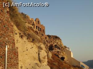 [P15] Kastro, zidurile vechiului castel, la apus. Oia.  » foto by maryka
 - 
<span class="allrVoted glyphicon glyphicon-heart hidden" id="av867166"></span>
<a class="m-l-10 hidden" id="sv867166" onclick="voting_Foto_DelVot(,867166,1177)" role="button">șterge vot <span class="glyphicon glyphicon-remove"></span></a>
<a id="v9867166" class=" c-red"  onclick="voting_Foto_SetVot(867166)" role="button"><span class="glyphicon glyphicon-heart-empty"></span> <b>LIKE</b> = Votează poza</a> <img class="hidden"  id="f867166W9" src="/imagini/loader.gif" border="0" /><span class="AjErrMes hidden" id="e867166ErM"></span>