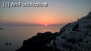 [P06] Apus de soare, Oia.  » foto by maryka
 - 
<span class="allrVoted glyphicon glyphicon-heart hidden" id="av867152"></span>
<a class="m-l-10 hidden" id="sv867152" onclick="voting_Foto_DelVot(,867152,1177)" role="button">șterge vot <span class="glyphicon glyphicon-remove"></span></a>
<a id="v9867152" class=" c-red"  onclick="voting_Foto_SetVot(867152)" role="button"><span class="glyphicon glyphicon-heart-empty"></span> <b>LIKE</b> = Votează poza</a> <img class="hidden"  id="f867152W9" src="/imagini/loader.gif" border="0" /><span class="AjErrMes hidden" id="e867152ErM"></span>