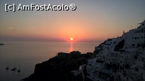 [P19] Apus la Oia.  » foto by maryka
 - 
<span class="allrVoted glyphicon glyphicon-heart hidden" id="av872224"></span>
<a class="m-l-10 hidden" id="sv872224" onclick="voting_Foto_DelVot(,872224,1177)" role="button">șterge vot <span class="glyphicon glyphicon-remove"></span></a>
<a id="v9872224" class=" c-red"  onclick="voting_Foto_SetVot(872224)" role="button"><span class="glyphicon glyphicon-heart-empty"></span> <b>LIKE</b> = Votează poza</a> <img class="hidden"  id="f872224W9" src="/imagini/loader.gif" border="0" /><span class="AjErrMes hidden" id="e872224ErM"></span>