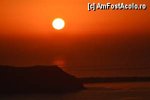 [P10] Apus de soare in Santorini » foto by Kyandra
 - 
<span class="allrVoted glyphicon glyphicon-heart hidden" id="av347703"></span>
<a class="m-l-10 hidden" id="sv347703" onclick="voting_Foto_DelVot(,347703,1177)" role="button">șterge vot <span class="glyphicon glyphicon-remove"></span></a>
<a id="v9347703" class=" c-red"  onclick="voting_Foto_SetVot(347703)" role="button"><span class="glyphicon glyphicon-heart-empty"></span> <b>LIKE</b> = Votează poza</a> <img class="hidden"  id="f347703W9" src="/imagini/loader.gif" border="0" /><span class="AjErrMes hidden" id="e347703ErM"></span>