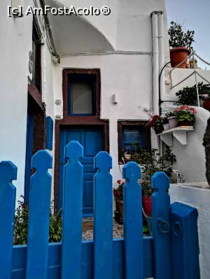 [P41] Un colt din Oia » foto by DOINITA
 - 
<span class="allrVoted glyphicon glyphicon-heart hidden" id="av1135388"></span>
<a class="m-l-10 hidden" id="sv1135388" onclick="voting_Foto_DelVot(,1135388,1177)" role="button">șterge vot <span class="glyphicon glyphicon-remove"></span></a>
<a id="v91135388" class=" c-red"  onclick="voting_Foto_SetVot(1135388)" role="button"><span class="glyphicon glyphicon-heart-empty"></span> <b>LIKE</b> = Votează poza</a> <img class="hidden"  id="f1135388W9" src="/imagini/loader.gif" border="0" /><span class="AjErrMes hidden" id="e1135388ErM"></span>