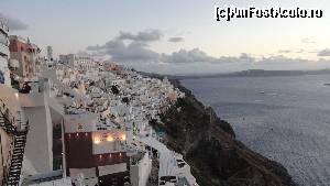 [P21] Se lasa seara in Fira Santorini » foto by zuftim
 - 
<span class="allrVoted glyphicon glyphicon-heart hidden" id="av659335"></span>
<a class="m-l-10 hidden" id="sv659335" onclick="voting_Foto_DelVot(,659335,1177)" role="button">șterge vot <span class="glyphicon glyphicon-remove"></span></a>
<a id="v9659335" class=" c-red"  onclick="voting_Foto_SetVot(659335)" role="button"><span class="glyphicon glyphicon-heart-empty"></span> <b>LIKE</b> = Votează poza</a> <img class="hidden"  id="f659335W9" src="/imagini/loader.gif" border="0" /><span class="AjErrMes hidden" id="e659335ErM"></span>