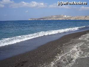 [P46] Plaja Vlychada Santorini » foto by zuftim
 - 
<span class="allrVoted glyphicon glyphicon-heart hidden" id="av659365"></span>
<a class="m-l-10 hidden" id="sv659365" onclick="voting_Foto_DelVot(,659365,1177)" role="button">șterge vot <span class="glyphicon glyphicon-remove"></span></a>
<a id="v9659365" class=" c-red"  onclick="voting_Foto_SetVot(659365)" role="button"><span class="glyphicon glyphicon-heart-empty"></span> <b>LIKE</b> = Votează poza</a> <img class="hidden"  id="f659365W9" src="/imagini/loader.gif" border="0" /><span class="AjErrMes hidden" id="e659365ErM"></span>