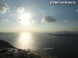 [P52] Urmeaza apusul in Santorini » foto by zuftim
 - 
<span class="allrVoted glyphicon glyphicon-heart hidden" id="av659371"></span>
<a class="m-l-10 hidden" id="sv659371" onclick="voting_Foto_DelVot(,659371,1177)" role="button">șterge vot <span class="glyphicon glyphicon-remove"></span></a>
<a id="v9659371" class=" c-red"  onclick="voting_Foto_SetVot(659371)" role="button"><span class="glyphicon glyphicon-heart-empty"></span> <b>LIKE</b> = Votează poza</a> <img class="hidden"  id="f659371W9" src="/imagini/loader.gif" border="0" /><span class="AjErrMes hidden" id="e659371ErM"></span>