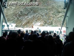 [P06] Portul de ferry din Athinios, se afla la 300 de metri sub creasta vulcanului, loc unde se afla orasele insulei » foto by dorgo
 - 
<span class="allrVoted glyphicon glyphicon-heart hidden" id="av761976"></span>
<a class="m-l-10 hidden" id="sv761976" onclick="voting_Foto_DelVot(,761976,1177)" role="button">șterge vot <span class="glyphicon glyphicon-remove"></span></a>
<a id="v9761976" class=" c-red"  onclick="voting_Foto_SetVot(761976)" role="button"><span class="glyphicon glyphicon-heart-empty"></span> <b>LIKE</b> = Votează poza</a> <img class="hidden"  id="f761976W9" src="/imagini/loader.gif" border="0" /><span class="AjErrMes hidden" id="e761976ErM"></span>