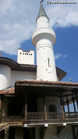 [P06] vila Reginei Maria » foto by florinmirghes
 - 
<span class="allrVoted glyphicon glyphicon-heart hidden" id="av524050"></span>
<a class="m-l-10 hidden" id="sv524050" onclick="voting_Foto_DelVot(,524050,1180)" role="button">șterge vot <span class="glyphicon glyphicon-remove"></span></a>
<a id="v9524050" class=" c-red"  onclick="voting_Foto_SetVot(524050)" role="button"><span class="glyphicon glyphicon-heart-empty"></span> <b>LIKE</b> = Votează poza</a> <img class="hidden"  id="f524050W9" src="/imagini/loader.gif" border="0" /><span class="AjErrMes hidden" id="e524050ErM"></span>