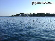 [P07] INSULA SF. NICOLA VAZUTA DIN PORTUL DIN POREC » foto by licuta_73*
 - 
<span class="allrVoted glyphicon glyphicon-heart hidden" id="av216137"></span>
<a class="m-l-10 hidden" id="sv216137" onclick="voting_Foto_DelVot(,216137,1184)" role="button">șterge vot <span class="glyphicon glyphicon-remove"></span></a>
<a id="v9216137" class=" c-red"  onclick="voting_Foto_SetVot(216137)" role="button"><span class="glyphicon glyphicon-heart-empty"></span> <b>LIKE</b> = Votează poza</a> <img class="hidden"  id="f216137W9" src="/imagini/loader.gif" border="0" /><span class="AjErrMes hidden" id="e216137ErM"></span>