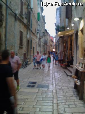 [P07] orasul vechi porec » foto by ned
 - 
<span class="allrVoted glyphicon glyphicon-heart hidden" id="av702609"></span>
<a class="m-l-10 hidden" id="sv702609" onclick="voting_Foto_DelVot(,702609,1184)" role="button">șterge vot <span class="glyphicon glyphicon-remove"></span></a>
<a id="v9702609" class=" c-red"  onclick="voting_Foto_SetVot(702609)" role="button"><span class="glyphicon glyphicon-heart-empty"></span> <b>LIKE</b> = Votează poza</a> <img class="hidden"  id="f702609W9" src="/imagini/loader.gif" border="0" /><span class="AjErrMes hidden" id="e702609ErM"></span>