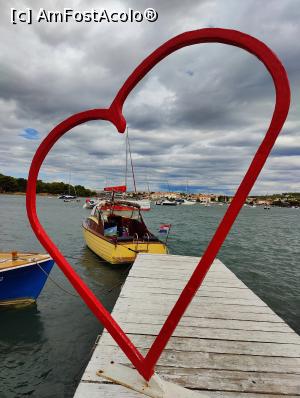 [P06] Medulin, portul » foto by crismis
 - 
<span class="allrVoted glyphicon glyphicon-heart hidden" id="av1350977"></span>
<a class="m-l-10 hidden" id="sv1350977" onclick="voting_Foto_DelVot(,1350977,1185)" role="button">șterge vot <span class="glyphicon glyphicon-remove"></span></a>
<a id="v91350977" class=" c-red"  onclick="voting_Foto_SetVot(1350977)" role="button"><span class="glyphicon glyphicon-heart-empty"></span> <b>LIKE</b> = Votează poza</a> <img class="hidden"  id="f1350977W9" src="/imagini/loader.gif" border="0" /><span class="AjErrMes hidden" id="e1350977ErM"></span>