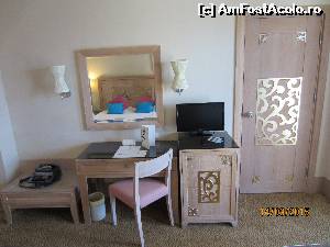 [P03] Restul camerei cu televizor şi minibar » foto by marsus
 - 
<span class="allrVoted glyphicon glyphicon-heart hidden" id="av675919"></span>
<a class="m-l-10 hidden" id="sv675919" onclick="voting_Foto_DelVot(,675919,1187)" role="button">șterge vot <span class="glyphicon glyphicon-remove"></span></a>
<a id="v9675919" class=" c-red"  onclick="voting_Foto_SetVot(675919)" role="button"><span class="glyphicon glyphicon-heart-empty"></span> <b>LIKE</b> = Votează poza</a> <img class="hidden"  id="f675919W9" src="/imagini/loader.gif" border="0" /><span class="AjErrMes hidden" id="e675919ErM"></span>