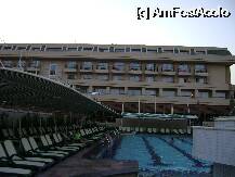 [P04] hotelul spre seara » foto by daannaa20
 - 
<span class="allrVoted glyphicon glyphicon-heart hidden" id="av14707"></span>
<a class="m-l-10 hidden" id="sv14707" onclick="voting_Foto_DelVot(,14707,1187)" role="button">șterge vot <span class="glyphicon glyphicon-remove"></span></a>
<a id="v914707" class=" c-red"  onclick="voting_Foto_SetVot(14707)" role="button"><span class="glyphicon glyphicon-heart-empty"></span> <b>LIKE</b> = Votează poza</a> <img class="hidden"  id="f14707W9" src="/imagini/loader.gif" border="0" /><span class="AjErrMes hidden" id="e14707ErM"></span>