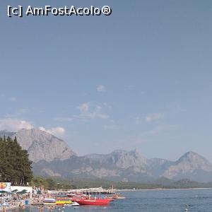 [P15] vedere dinspre plaja spre munti » foto by david bogdan
 - 
<span class="allrVoted glyphicon glyphicon-heart hidden" id="av1142107"></span>
<a class="m-l-10 hidden" id="sv1142107" onclick="voting_Foto_DelVot(,1142107,1187)" role="button">șterge vot <span class="glyphicon glyphicon-remove"></span></a>
<a id="v91142107" class=" c-red"  onclick="voting_Foto_SetVot(1142107)" role="button"><span class="glyphicon glyphicon-heart-empty"></span> <b>LIKE</b> = Votează poza</a> <img class="hidden"  id="f1142107W9" src="/imagini/loader.gif" border="0" /><span class="AjErrMes hidden" id="e1142107ErM"></span>