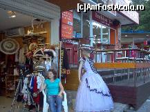 [P10] o poza intr-o tnuta de epoca ? » foto by hlli
 - 
<span class="allrVoted glyphicon glyphicon-heart hidden" id="av138056"></span>
<a class="m-l-10 hidden" id="sv138056" onclick="voting_Foto_DelVot(,138056,1191)" role="button">șterge vot <span class="glyphicon glyphicon-remove"></span></a>
<a id="v9138056" class=" c-red"  onclick="voting_Foto_SetVot(138056)" role="button"><span class="glyphicon glyphicon-heart-empty"></span> <b>LIKE</b> = Votează poza</a> <img class="hidden"  id="f138056W9" src="/imagini/loader.gif" border="0" /><span class="AjErrMes hidden" id="e138056ErM"></span>