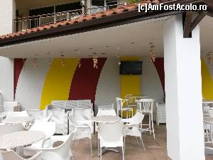 [P01] terasa exterioara de la lobby bar » foto by adi60
 - 
<span class="allrVoted glyphicon glyphicon-heart hidden" id="av682078"></span>
<a class="m-l-10 hidden" id="sv682078" onclick="voting_Foto_DelVot(,682078,1191)" role="button">șterge vot <span class="glyphicon glyphicon-remove"></span></a>
<a id="v9682078" class=" c-red"  onclick="voting_Foto_SetVot(682078)" role="button"><span class="glyphicon glyphicon-heart-empty"></span> <b>LIKE</b> = Votează poza</a> <img class="hidden"  id="f682078W9" src="/imagini/loader.gif" border="0" /><span class="AjErrMes hidden" id="e682078ErM"></span>