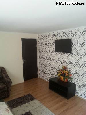 [P01] Intrarea in apartament » foto by danup
 - 
<span class="allrVoted glyphicon glyphicon-heart hidden" id="av686025"></span>
<a class="m-l-10 hidden" id="sv686025" onclick="voting_Foto_DelVot(,686025,1225)" role="button">șterge vot <span class="glyphicon glyphicon-remove"></span></a>
<a id="v9686025" class=" c-red"  onclick="voting_Foto_SetVot(686025)" role="button"><span class="glyphicon glyphicon-heart-empty"></span> <b>LIKE</b> = Votează poza</a> <img class="hidden"  id="f686025W9" src="/imagini/loader.gif" border="0" /><span class="AjErrMes hidden" id="e686025ErM"></span>