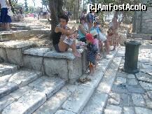 [P16] In asteptarea unei Granita. Altceva nu se gasea si mai costa si 3 euro jumatate. Acropole » foto by vioghi
 - 
<span class="allrVoted glyphicon glyphicon-heart hidden" id="av181678"></span>
<a class="m-l-10 hidden" id="sv181678" onclick="voting_Foto_DelVot(,181678,1227)" role="button">șterge vot <span class="glyphicon glyphicon-remove"></span></a>
<a id="v9181678" class=" c-red"  onclick="voting_Foto_SetVot(181678)" role="button"><span class="glyphicon glyphicon-heart-empty"></span> <b>LIKE</b> = Votează poza</a> <img class="hidden"  id="f181678W9" src="/imagini/loader.gif" border="0" /><span class="AjErrMes hidden" id="e181678ErM"></span>