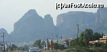 [P14] Grecia - pe autostrada, in drum spre Meteore » foto by biancuta
 - 
<span class="allrVoted glyphicon glyphicon-heart hidden" id="av165232"></span>
<a class="m-l-10 hidden" id="sv165232" onclick="voting_Foto_DelVot(,165232,1227)" role="button">șterge vot <span class="glyphicon glyphicon-remove"></span></a>
<a id="v9165232" class=" c-red"  onclick="voting_Foto_SetVot(165232)" role="button"><span class="glyphicon glyphicon-heart-empty"></span> <b>LIKE</b> = Votează poza</a> <img class="hidden"  id="f165232W9" src="/imagini/loader.gif" border="0" /><span class="AjErrMes hidden" id="e165232ErM"></span>
