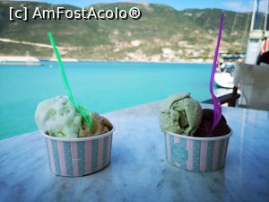 [P10] Lefkada, Vasiliki; în așteptarea vaporului spre plaja Agiofili » foto by crismis
 - 
<span class="allrVoted glyphicon glyphicon-heart hidden" id="av1256648"></span>
<a class="m-l-10 hidden" id="sv1256648" onclick="voting_Foto_DelVot(,1256648,1227)" role="button">șterge vot <span class="glyphicon glyphicon-remove"></span></a>
<a id="v91256648" class=" c-red"  onclick="voting_Foto_SetVot(1256648)" role="button"><span class="glyphicon glyphicon-heart-empty"></span> <b>LIKE</b> = Votează poza</a> <img class="hidden"  id="f1256648W9" src="/imagini/loader.gif" border="0" /><span class="AjErrMes hidden" id="e1256648ErM"></span>