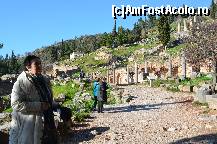 [P01] Delphi - Sus, ruinele templului.  » foto by Ioan Raita
 - 
<span class="allrVoted glyphicon glyphicon-heart hidden" id="av493027"></span>
<a class="m-l-10 hidden" id="sv493027" onclick="voting_Foto_DelVot(,493027,1227)" role="button">șterge vot <span class="glyphicon glyphicon-remove"></span></a>
<a id="v9493027" class=" c-red"  onclick="voting_Foto_SetVot(493027)" role="button"><span class="glyphicon glyphicon-heart-empty"></span> <b>LIKE</b> = Votează poza</a> <img class="hidden"  id="f493027W9" src="/imagini/loader.gif" border="0" /><span class="AjErrMes hidden" id="e493027ErM"></span>