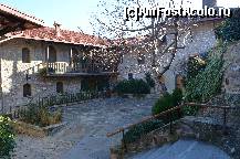 [P21] În curtea mânăstirii Sf. Ștefan » foto by Ioan Raita
 - 
<span class="allrVoted glyphicon glyphicon-heart hidden" id="av493069"></span>
<a class="m-l-10 hidden" id="sv493069" onclick="voting_Foto_DelVot(,493069,1227)" role="button">șterge vot <span class="glyphicon glyphicon-remove"></span></a>
<a id="v9493069" class=" c-red"  onclick="voting_Foto_SetVot(493069)" role="button"><span class="glyphicon glyphicon-heart-empty"></span> <b>LIKE</b> = Votează poza</a> <img class="hidden"  id="f493069W9" src="/imagini/loader.gif" border="0" /><span class="AjErrMes hidden" id="e493069ErM"></span>