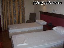 [P12] Camera de hotel Sidirokastro » foto by krondia*
 - 
<span class="allrVoted glyphicon glyphicon-heart hidden" id="av43000"></span>
<a class="m-l-10 hidden" id="sv43000" onclick="voting_Foto_DelVot(,43000,1227)" role="button">șterge vot <span class="glyphicon glyphicon-remove"></span></a>
<a id="v943000" class=" c-red"  onclick="voting_Foto_SetVot(43000)" role="button"><span class="glyphicon glyphicon-heart-empty"></span> <b>LIKE</b> = Votează poza</a> <img class="hidden"  id="f43000W9" src="/imagini/loader.gif" border="0" /><span class="AjErrMes hidden" id="e43000ErM"></span>