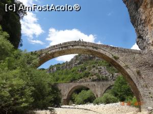 [P26] Zagoria - podul Kokoris » foto by nickro
 - 
<span class="allrVoted glyphicon glyphicon-heart hidden" id="av915240"></span>
<a class="m-l-10 hidden" id="sv915240" onclick="voting_Foto_DelVot(,915240,1227)" role="button">șterge vot <span class="glyphicon glyphicon-remove"></span></a>
<a id="v9915240" class=" c-red"  onclick="voting_Foto_SetVot(915240)" role="button"><span class="glyphicon glyphicon-heart-empty"></span> <b>LIKE</b> = Votează poza</a> <img class="hidden"  id="f915240W9" src="/imagini/loader.gif" border="0" /><span class="AjErrMes hidden" id="e915240ErM"></span>