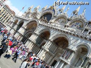 [P05] Basilica San Marco, din piata cu acelasi nume » foto by Alesana29
 - 
<span class="allrVoted glyphicon glyphicon-heart hidden" id="av511838"></span>
<a class="m-l-10 hidden" id="sv511838" onclick="voting_Foto_DelVot(,511838,1229)" role="button">șterge vot <span class="glyphicon glyphicon-remove"></span></a>
<a id="v9511838" class=" c-red"  onclick="voting_Foto_SetVot(511838)" role="button"><span class="glyphicon glyphicon-heart-empty"></span> <b>LIKE</b> = Votează poza</a> <img class="hidden"  id="f511838W9" src="/imagini/loader.gif" border="0" /><span class="AjErrMes hidden" id="e511838ErM"></span>