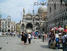 [P01] San Marco in iunie... » foto by corina75
 - 
<span class="allrVoted glyphicon glyphicon-heart hidden" id="av12522"></span>
<a class="m-l-10 hidden" id="sv12522" onclick="voting_Foto_DelVot(,12522,1229)" role="button">șterge vot <span class="glyphicon glyphicon-remove"></span></a>
<a id="v912522" class=" c-red"  onclick="voting_Foto_SetVot(12522)" role="button"><span class="glyphicon glyphicon-heart-empty"></span> <b>LIKE</b> = Votează poza</a> <img class="hidden"  id="f12522W9" src="/imagini/loader.gif" border="0" /><span class="AjErrMes hidden" id="e12522ErM"></span>