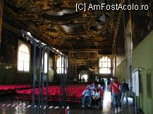 [P05] interior Palatul Dogilor » foto by corina75
 - 
<span class="allrVoted glyphicon glyphicon-heart hidden" id="av12526"></span>
<a class="m-l-10 hidden" id="sv12526" onclick="voting_Foto_DelVot(,12526,1229)" role="button">șterge vot <span class="glyphicon glyphicon-remove"></span></a>
<a id="v912526" class=" c-red"  onclick="voting_Foto_SetVot(12526)" role="button"><span class="glyphicon glyphicon-heart-empty"></span> <b>LIKE</b> = Votează poza</a> <img class="hidden"  id="f12526W9" src="/imagini/loader.gif" border="0" /><span class="AjErrMes hidden" id="e12526ErM"></span>