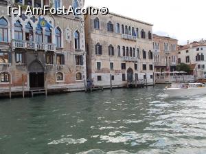 [P15] Pe Canal Grande,Veneția. Palazzo Loredan, Moro și Stern. » foto by mihaelavoicu
 - 
<span class="allrVoted glyphicon glyphicon-heart hidden" id="av1215640"></span>
<a class="m-l-10 hidden" id="sv1215640" onclick="voting_Foto_DelVot(,1215640,1229)" role="button">șterge vot <span class="glyphicon glyphicon-remove"></span></a>
<a id="v91215640" class=" c-red"  onclick="voting_Foto_SetVot(1215640)" role="button"><span class="glyphicon glyphicon-heart-empty"></span> <b>LIKE</b> = Votează poza</a> <img class="hidden"  id="f1215640W9" src="/imagini/loader.gif" border="0" /><span class="AjErrMes hidden" id="e1215640ErM"></span>