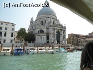 [P02] Pe Canal Grande,Veneția. Biserica Santa Maria della Salute. » foto by mihaelavoicu
 - 
<span class="allrVoted glyphicon glyphicon-heart hidden" id="av1215627"></span>
<a class="m-l-10 hidden" id="sv1215627" onclick="voting_Foto_DelVot(,1215627,1229)" role="button">șterge vot <span class="glyphicon glyphicon-remove"></span></a>
<a id="v91215627" class=" c-red"  onclick="voting_Foto_SetVot(1215627)" role="button"><span class="glyphicon glyphicon-heart-empty"></span> <b>LIKE</b> = Votează poza</a> <img class="hidden"  id="f1215627W9" src="/imagini/loader.gif" border="0" /><span class="AjErrMes hidden" id="e1215627ErM"></span>