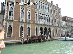 [P03] Pe Canal Grande,Veneția. Palazzo Genovese. » foto by mihaelavoicu
 - 
<span class="allrVoted glyphicon glyphicon-heart hidden" id="av1215628"></span>
<a class="m-l-10 hidden" id="sv1215628" onclick="voting_Foto_DelVot(,1215628,1229)" role="button">șterge vot <span class="glyphicon glyphicon-remove"></span></a>
<a id="v91215628" class=" c-red"  onclick="voting_Foto_SetVot(1215628)" role="button"><span class="glyphicon glyphicon-heart-empty"></span> <b>LIKE</b> = Votează poza</a> <img class="hidden"  id="f1215628W9" src="/imagini/loader.gif" border="0" /><span class="AjErrMes hidden" id="e1215628ErM"></span>