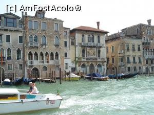 [P04] Pe Canal Grande,Veneția. Orio Benson, Salviati. » foto by mihaelavoicu
 - 
<span class="allrVoted glyphicon glyphicon-heart hidden" id="av1215629"></span>
<a class="m-l-10 hidden" id="sv1215629" onclick="voting_Foto_DelVot(,1215629,1229)" role="button">șterge vot <span class="glyphicon glyphicon-remove"></span></a>
<a id="v91215629" class=" c-red"  onclick="voting_Foto_SetVot(1215629)" role="button"><span class="glyphicon glyphicon-heart-empty"></span> <b>LIKE</b> = Votează poza</a> <img class="hidden"  id="f1215629W9" src="/imagini/loader.gif" border="0" /><span class="AjErrMes hidden" id="e1215629ErM"></span>