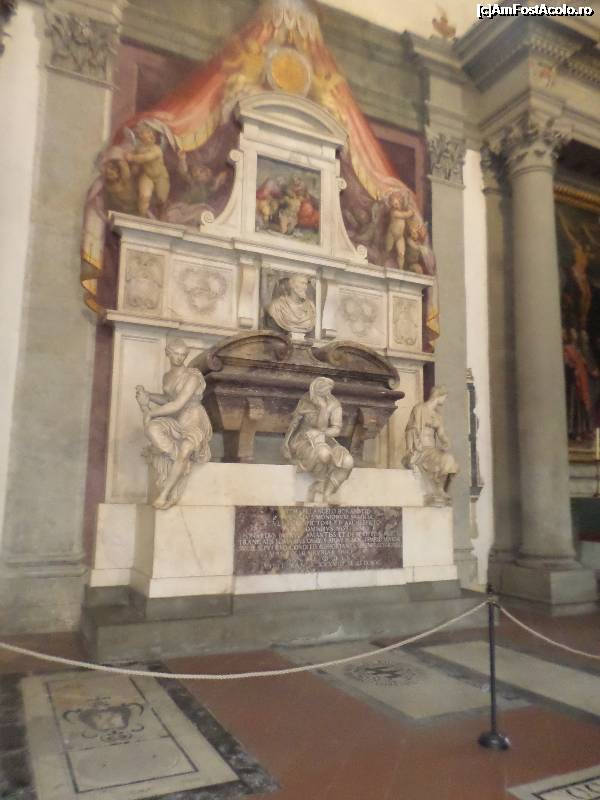 [P18] monumentul funerar al lui Michelangelo » foto by amero
 - 
<span class="allrVoted glyphicon glyphicon-heart hidden" id="av699140"></span>
<a class="m-l-10 hidden" id="sv699140" onclick="voting_Foto_DelVot(,699140,1230)" role="button">șterge vot <span class="glyphicon glyphicon-remove"></span></a>
<a id="v9699140" class=" c-red"  onclick="voting_Foto_SetVot(699140)" role="button"><span class="glyphicon glyphicon-heart-empty"></span> <b>LIKE</b> = Votează poza</a> <img class="hidden"  id="f699140W9" src="/imagini/loader.gif" border="0" /><span class="AjErrMes hidden" id="e699140ErM"></span>