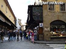 [P11] Florenta - de aici incepe Ponte Vecchio » foto by Diaura*
 - 
<span class="allrVoted glyphicon glyphicon-heart hidden" id="av142668"></span>
<a class="m-l-10 hidden" id="sv142668" onclick="voting_Foto_DelVot(,142668,1230)" role="button">șterge vot <span class="glyphicon glyphicon-remove"></span></a>
<a id="v9142668" class=" c-red"  onclick="voting_Foto_SetVot(142668)" role="button"><span class="glyphicon glyphicon-heart-empty"></span> <b>LIKE</b> = Votează poza</a> <img class="hidden"  id="f142668W9" src="/imagini/loader.gif" border="0" /><span class="AjErrMes hidden" id="e142668ErM"></span>