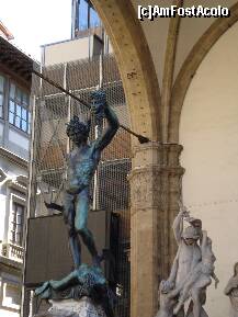 [P27] Florenta- in Plazza della Signolia Loggia dei Lanzi. » foto by Diaura*
 - 
<span class="allrVoted glyphicon glyphicon-heart hidden" id="av142684"></span>
<a class="m-l-10 hidden" id="sv142684" onclick="voting_Foto_DelVot(,142684,1230)" role="button">șterge vot <span class="glyphicon glyphicon-remove"></span></a>
<a id="v9142684" class=" c-red"  onclick="voting_Foto_SetVot(142684)" role="button"><span class="glyphicon glyphicon-heart-empty"></span> <b>LIKE</b> = Votează poza</a> <img class="hidden"  id="f142684W9" src="/imagini/loader.gif" border="0" /><span class="AjErrMes hidden" id="e142684ErM"></span>