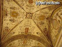 [P06] Florenta-Palazzo della Signoria sau Palazzo Vecchio - inca de la primii pasii , arta te invaluie, pe jos si pe sus » foto by Diaura*
 - 
<span class="allrVoted glyphicon glyphicon-heart hidden" id="av142663"></span>
<a class="m-l-10 hidden" id="sv142663" onclick="voting_Foto_DelVot(,142663,1230)" role="button">șterge vot <span class="glyphicon glyphicon-remove"></span></a>
<a id="v9142663" class=" c-red"  onclick="voting_Foto_SetVot(142663)" role="button"><span class="glyphicon glyphicon-heart-empty"></span> <b>LIKE</b> = Votează poza</a> <img class="hidden"  id="f142663W9" src="/imagini/loader.gif" border="0" /><span class="AjErrMes hidden" id="e142663ErM"></span>