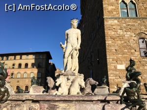 [P30] Piazza Signoria, Fântâna lui Neptun.  » foto by Aurici
 - 
<span class="allrVoted glyphicon glyphicon-heart hidden" id="av1087557"></span>
<a class="m-l-10 hidden" id="sv1087557" onclick="voting_Foto_DelVot(,1087557,1230)" role="button">șterge vot <span class="glyphicon glyphicon-remove"></span></a>
<a id="v91087557" class=" c-red"  onclick="voting_Foto_SetVot(1087557)" role="button"><span class="glyphicon glyphicon-heart-empty"></span> <b>LIKE</b> = Votează poza</a> <img class="hidden"  id="f1087557W9" src="/imagini/loader.gif" border="0" /><span class="AjErrMes hidden" id="e1087557ErM"></span>