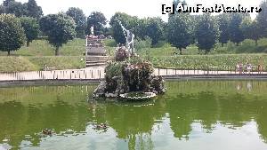 [P39] Fantana lui Neptun construită de Stoldo Lorenzi, iar sus pe deal se află „The Abundance”, construită de Giambologna.  » foto by Mika
 - 
<span class="allrVoted glyphicon glyphicon-heart hidden" id="av620627"></span>
<a class="m-l-10 hidden" id="sv620627" onclick="voting_Foto_DelVot(,620627,1230)" role="button">șterge vot <span class="glyphicon glyphicon-remove"></span></a>
<a id="v9620627" class=" c-red"  onclick="voting_Foto_SetVot(620627)" role="button"><span class="glyphicon glyphicon-heart-empty"></span> <b>LIKE</b> = Votează poza</a> <img class="hidden"  id="f620627W9" src="/imagini/loader.gif" border="0" /><span class="AjErrMes hidden" id="e620627ErM"></span>