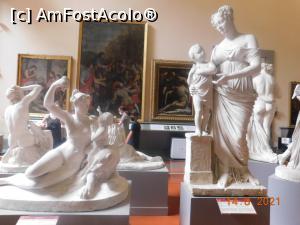 [P45] Din Gallerie dell'Accademia » foto by irinad
 - 
<span class="allrVoted glyphicon glyphicon-heart hidden" id="av1257641"></span>
<a class="m-l-10 hidden" id="sv1257641" onclick="voting_Foto_DelVot(,1257641,1230)" role="button">șterge vot <span class="glyphicon glyphicon-remove"></span></a>
<a id="v91257641" class=" c-red"  onclick="voting_Foto_SetVot(1257641)" role="button"><span class="glyphicon glyphicon-heart-empty"></span> <b>LIKE</b> = Votează poza</a> <img class="hidden"  id="f1257641W9" src="/imagini/loader.gif" border="0" /><span class="AjErrMes hidden" id="e1257641ErM"></span>
