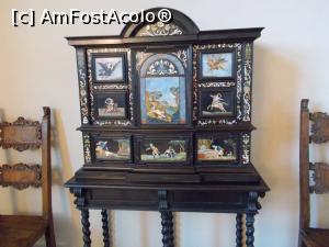 [P10] Mobilier din apartamentele Eleonorei de Toledo.  » foto by mihaelavoicu
 - 
<span class="allrVoted glyphicon glyphicon-heart hidden" id="av1004803"></span>
<a class="m-l-10 hidden" id="sv1004803" onclick="voting_Foto_DelVot(,1004803,1230)" role="button">șterge vot <span class="glyphicon glyphicon-remove"></span></a>
<a id="v91004803" class=" c-red"  onclick="voting_Foto_SetVot(1004803)" role="button"><span class="glyphicon glyphicon-heart-empty"></span> <b>LIKE</b> = Votează poza</a> <img class="hidden"  id="f1004803W9" src="/imagini/loader.gif" border="0" /><span class="AjErrMes hidden" id="e1004803ErM"></span>