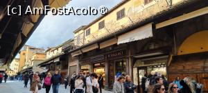 [P10] Magazine pe Ponte Vecchio. » foto by tata123 🔱
 - 
<span class="allrVoted glyphicon glyphicon-heart hidden" id="av1502169"></span>
<a class="m-l-10 hidden" id="sv1502169" onclick="voting_Foto_DelVot(,1502169,1230)" role="button">șterge vot <span class="glyphicon glyphicon-remove"></span></a>
<a id="v91502169" class=" c-red"  onclick="voting_Foto_SetVot(1502169)" role="button"><span class="glyphicon glyphicon-heart-empty"></span> <b>LIKE</b> = Votează poza</a> <img class="hidden"  id="f1502169W9" src="/imagini/loader.gif" border="0" /><span class="AjErrMes hidden" id="e1502169ErM"></span>