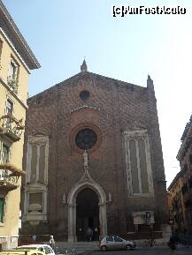 [P40] Biserica Sfanta Eufemia din Verona » foto by georgiana
 - 
<span class="allrVoted glyphicon glyphicon-heart hidden" id="av261122"></span>
<a class="m-l-10 hidden" id="sv261122" onclick="voting_Foto_DelVot(,261122,1233)" role="button">șterge vot <span class="glyphicon glyphicon-remove"></span></a>
<a id="v9261122" class=" c-red"  onclick="voting_Foto_SetVot(261122)" role="button"><span class="glyphicon glyphicon-heart-empty"></span> <b>LIKE</b> = Votează poza</a> <img class="hidden"  id="f261122W9" src="/imagini/loader.gif" border="0" /><span class="AjErrMes hidden" id="e261122ErM"></span>