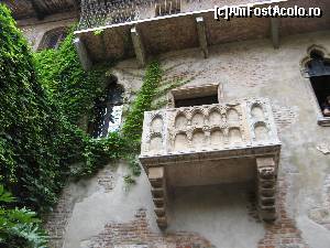 [P03] Balconul Julietei din Verona » foto by vlado2
 - 
<span class="allrVoted glyphicon glyphicon-heart hidden" id="av549940"></span>
<a class="m-l-10 hidden" id="sv549940" onclick="voting_Foto_DelVot(,549940,1233)" role="button">șterge vot <span class="glyphicon glyphicon-remove"></span></a>
<a id="v9549940" class=" c-red"  onclick="voting_Foto_SetVot(549940)" role="button"><span class="glyphicon glyphicon-heart-empty"></span> <b>LIKE</b> = Votează poza</a> <img class="hidden"  id="f549940W9" src="/imagini/loader.gif" border="0" /><span class="AjErrMes hidden" id="e549940ErM"></span>